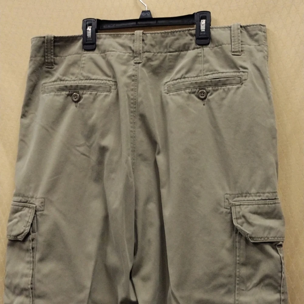 J Crew 36x32 button fly cargo pants